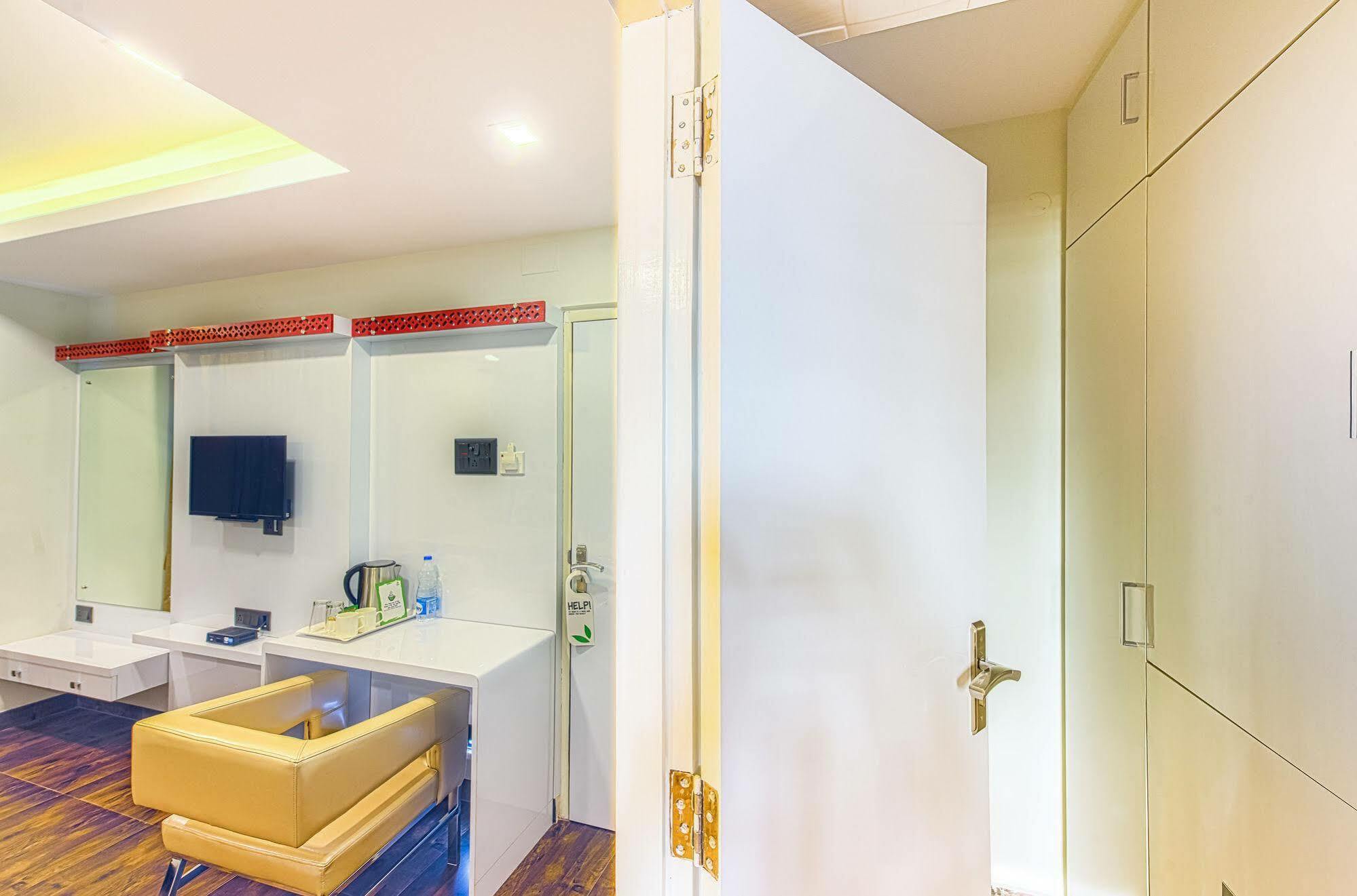 Treebo Trend Hotel Orion Sapphire Beck Bagan Calcutta Eksteriør billede